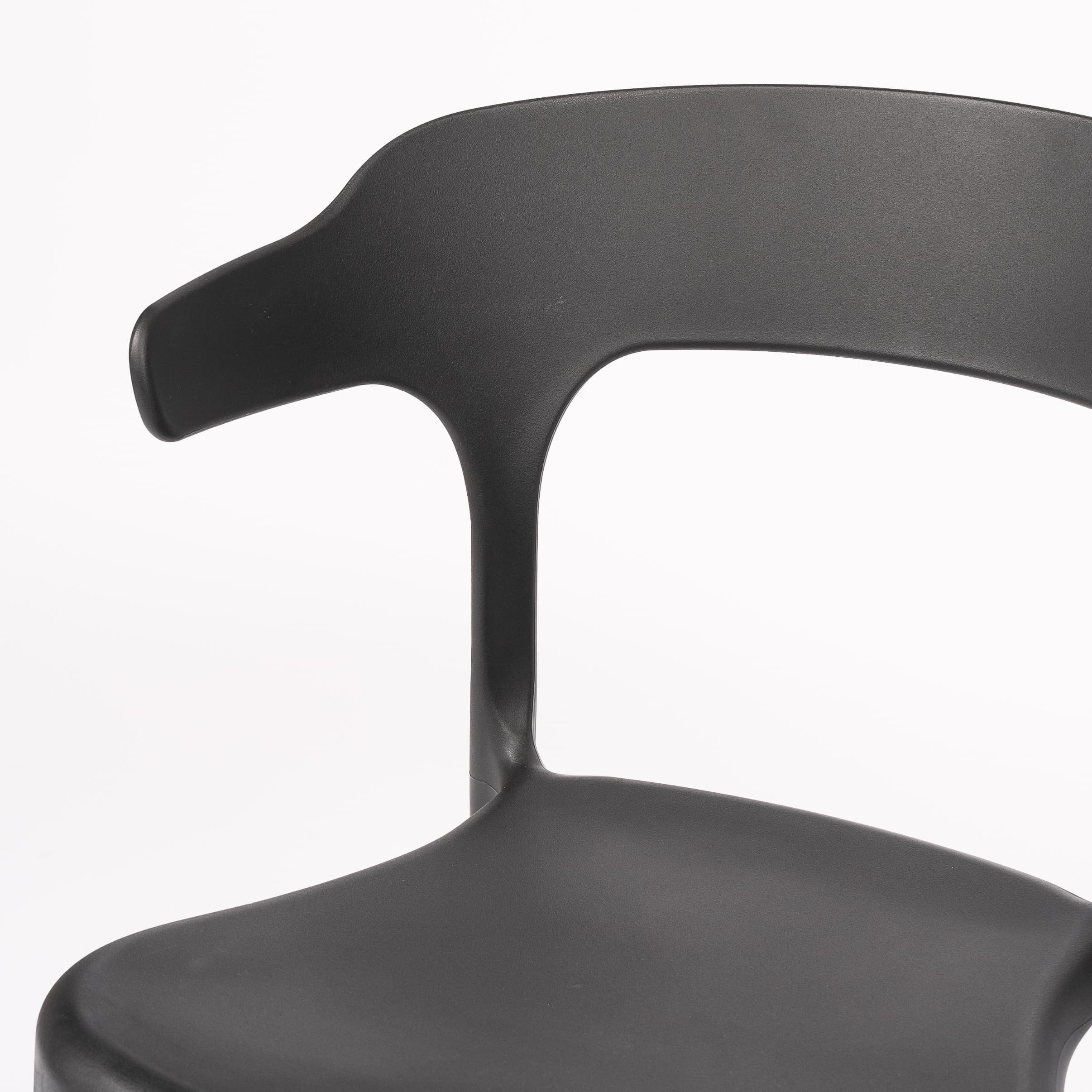LUNA | Modern black stackable plastic chair for indoor & outdoor use – ideal for terrace, HORECA, garden and residential spaces